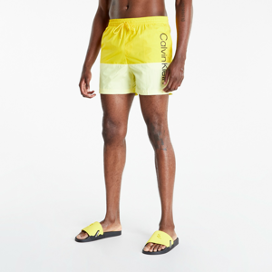 Pánské koupací šortky Calvin Klein Medium Drawstring Swim Shorts Core Logo Block Yellow