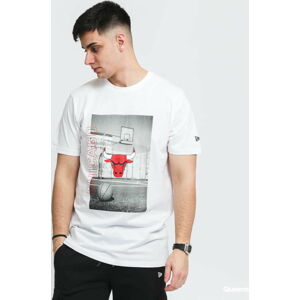 Tričko s krátkým rukávem New Era NBA Photographic Tee Chicago Bulls bílé