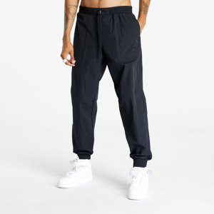 Šusťáky Nike Sportswear Men´s Tech Pack Woven Pants Black/ Black