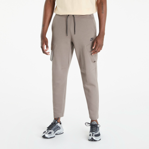 Tepláky Nike Sportswear Tech Fleece Brown