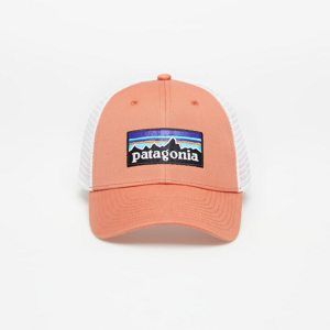 Kšiltovka Patagonia P-6 Logo LoPro Trucker Hat Quartz Coral