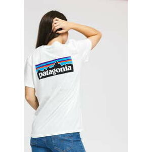 Dámské tričko Patagonia W's P-6 Logo Organic Crew Tee bílé